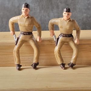 Pair Vintage MPC Hong Kong 3-inch Painted Hard Plastic Toy Tonto Very Rare 2pc